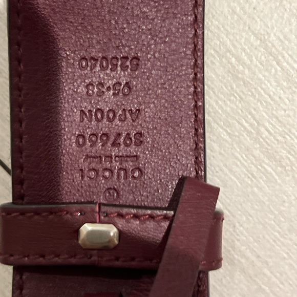 Gucci Belt Burgundy - Picture 2 of 2
